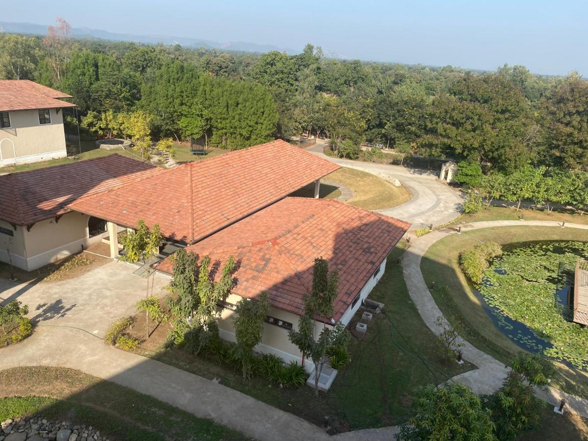 Bhanu The Fern Forest Resort & Spa, Jambughoda Dış mekan fotoğraf