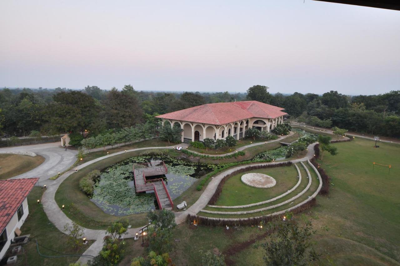 Bhanu The Fern Forest Resort & Spa, Jambughoda Dış mekan fotoğraf